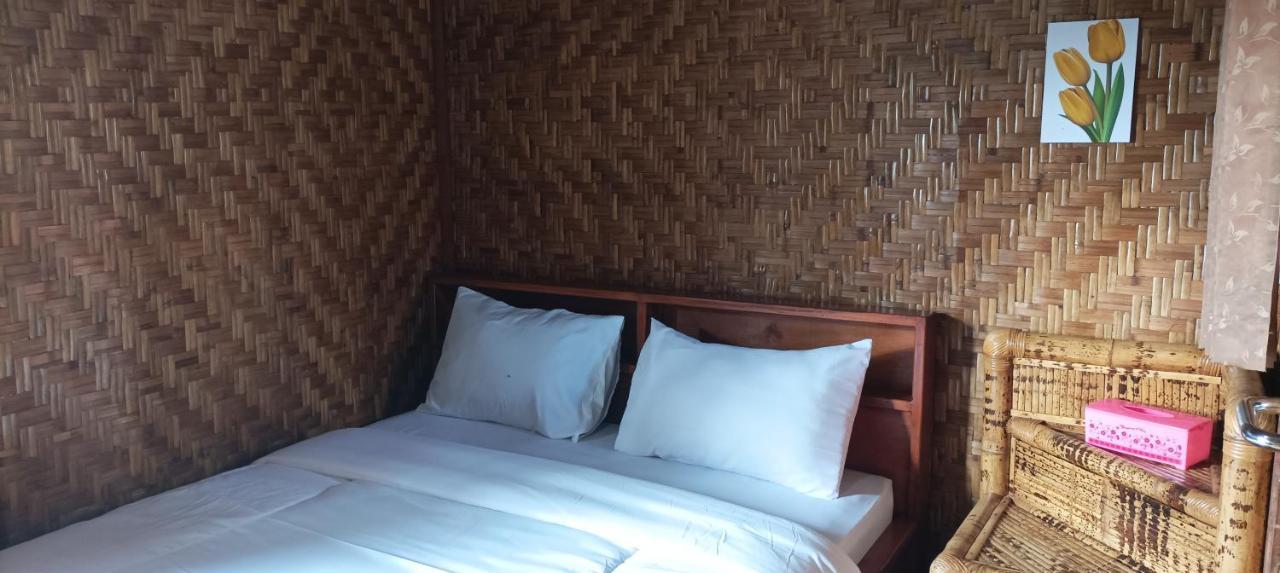 Mysha Guest House-Lombok テテバトゥ エクステリア 写真