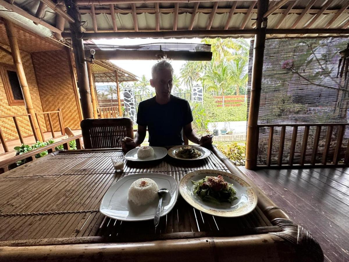 Mysha Guest House-Lombok テテバトゥ エクステリア 写真